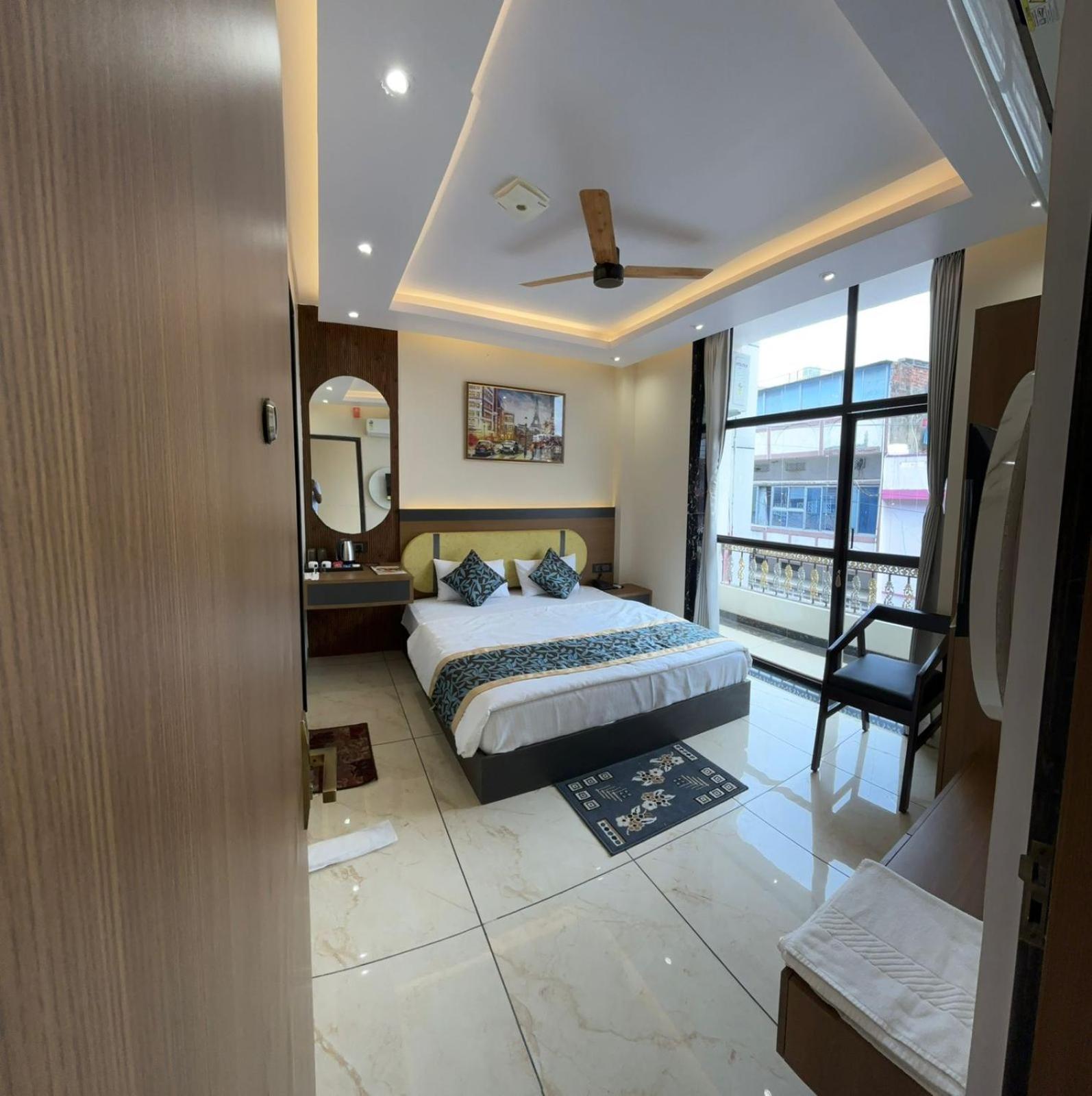 Hotel Shakuntla Palace - 400 Meters Away From Vishnu Pad Temple 7 Mins Walk Gaya Exterior photo